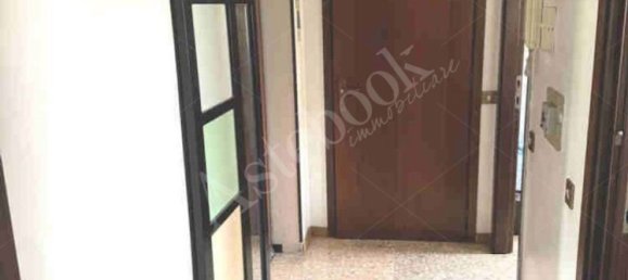 2 rooms Apartment in Merate, Italy No. 15762 9