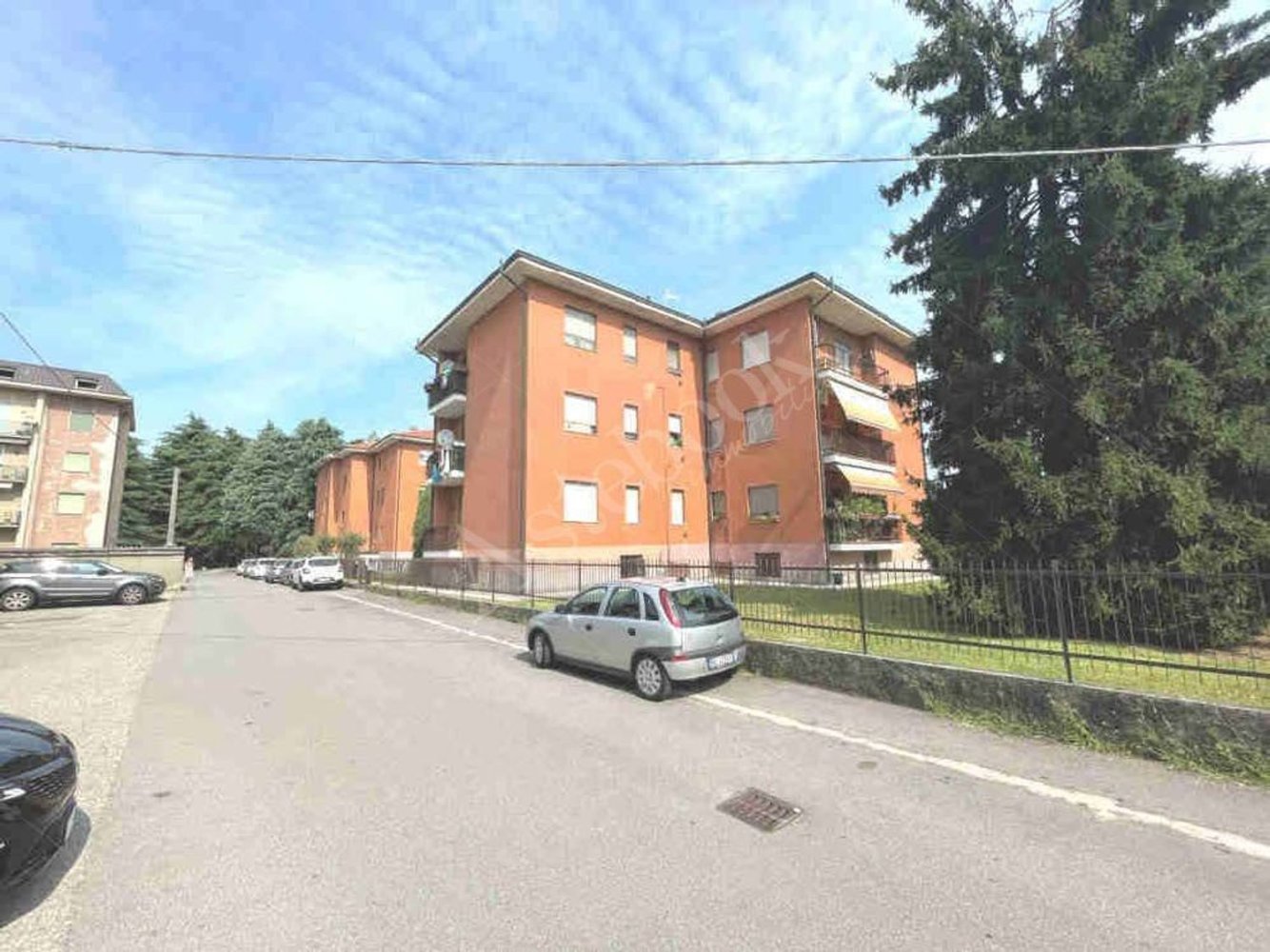 2 rooms Apartment in Merate, Italy No. 15762