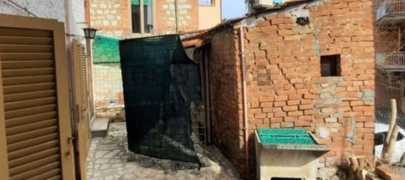 9 rooms House in Sinalunga, Italy No. 45955 7