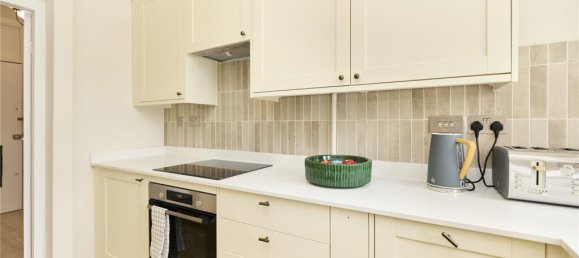 1 bedroom Apartment in St Johns Wood, United Kingdom No. 7483 18