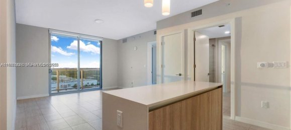 1 Schlafzimmer Gewerbliche Immobilien in Miami, USA, Nr. 614705 9