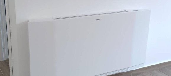 3-salle Appartement à Montecorvino Pugliano, Italy No. 29582 6