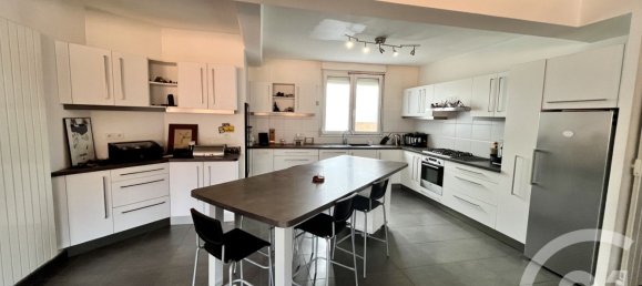 3 chambres Duplex à Villefranche-sur-Saône, France No. 204582 3