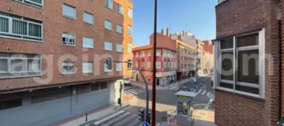 Apartamento T3 em Valladolid, Spain N.º 180053 31