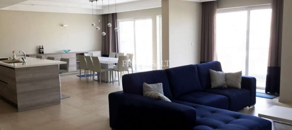 Квартира с 3 спальнями в Аттард, Мальта № 9095 17