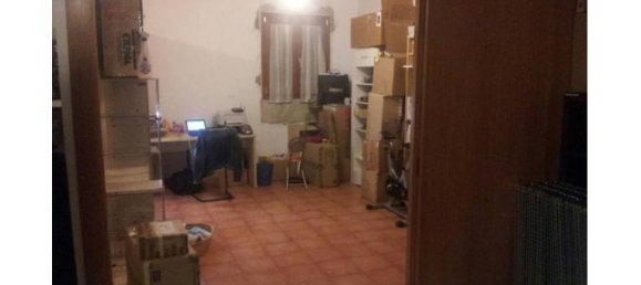 Imóvel comercial de 2 divisões em Muggiò, Italy N.º 254345 2