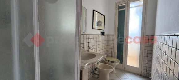 Apartamento T1 em Uggiano la Chiesa, Italy N.º 167686 10