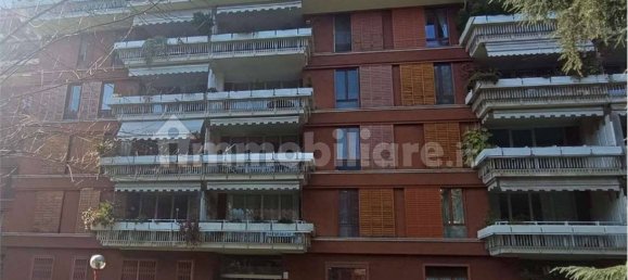 3 bedrooms Apartment in Segrate, Italy No. 273261 2