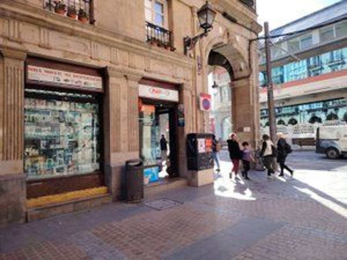  عقار تجاري في Basque Autonomous Community, Spain 63متر مربع رقم 134950