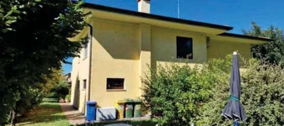 9 rooms House in Salgareda, Italy No. 206387 4