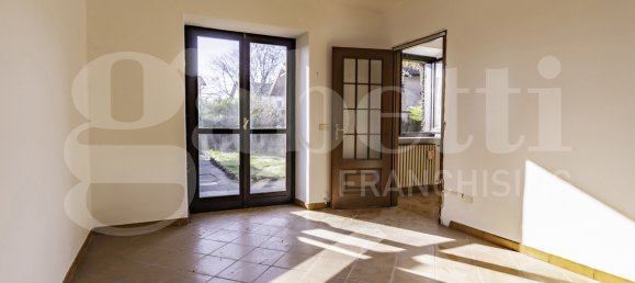 10-Zimmer Haus in Pinerolo, Italy, Nr. 221783 30