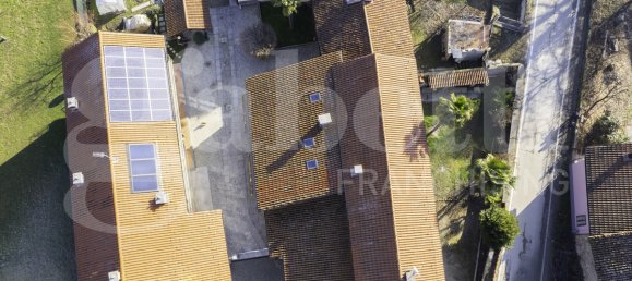 10-Zimmer Haus in Pinerolo, Italy, Nr. 221783 3