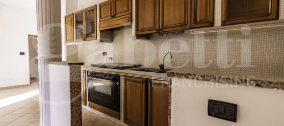 10-Zimmer Haus in Pinerolo, Italy, Nr. 221783 13