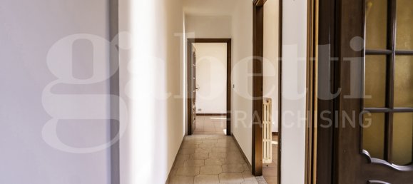 10-Zimmer Haus in Pinerolo, Italy, Nr. 221783 35