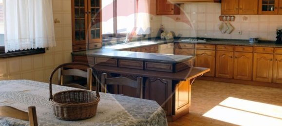 5 غرف نوم منزل في Espinho, Portugal رقم 22299 40