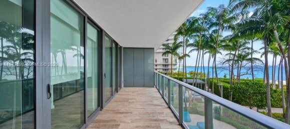 2 غرف نوم عقار تجاري في Miami, USA رقم 615249 24