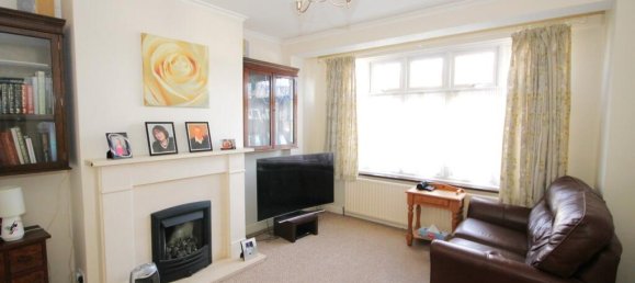 3 bedrooms House in Beckenham, United Kingdom No. 1094 2