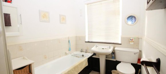 3 bedrooms House in Beckenham, United Kingdom No. 1094 8