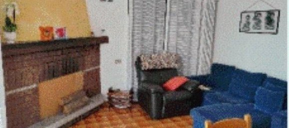 3 rooms Apartment in Mercallo, Italy No. 14399 2