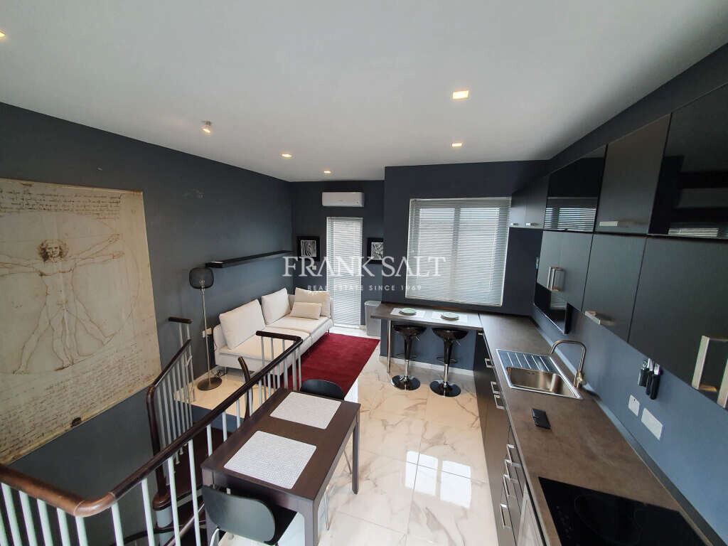 Ático de 1 dormitorio en Msida, Malta No. 7111