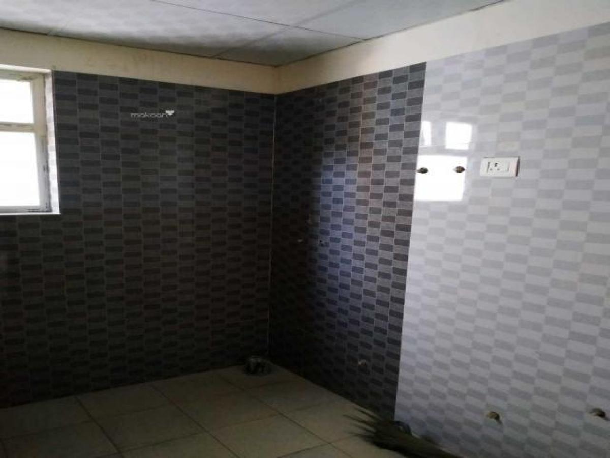 2 bedrooms House in Ghaziabad, India No. 3546