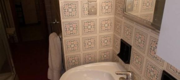 4 rooms Apartment in Bologna, Italy No. 152512 27