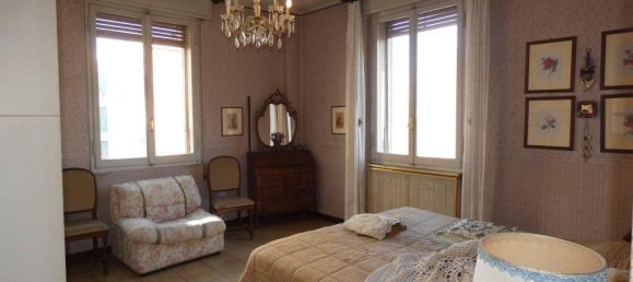 4 rooms Apartment in Bologna, Italy No. 152512 17