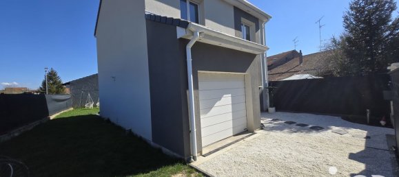 4-Zimmer Haus in Saint-Clement, France, Nr. 39299 3