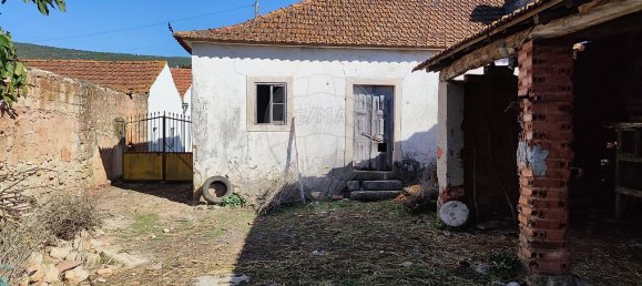 3 bedrooms House in Alcobertas, Portugal No. 30183 15