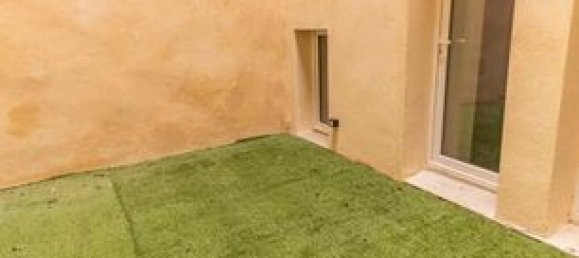 Квартира с 1 спальней в Лаваль, Франция № 300859 6