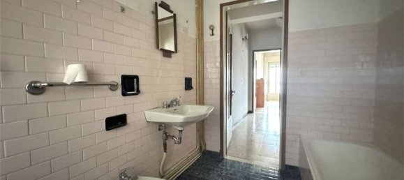 Дом с 5 комнатами в Сан Джованни Иларионе, Италия № 276462 11