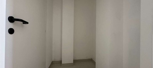 60m² Commercial property in Pescara, Italy No. 56799 7