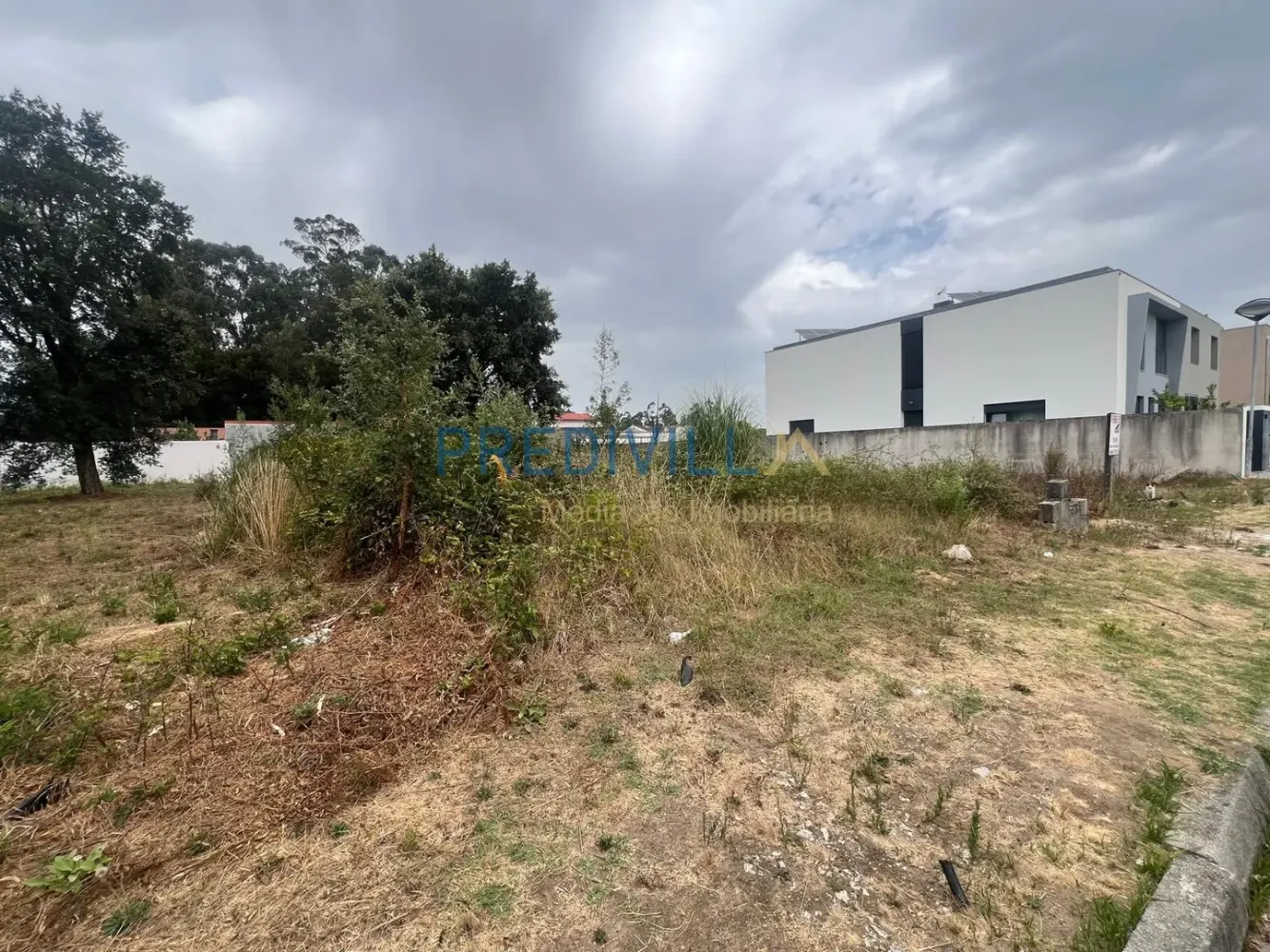 360m² Land in Moreira, Portugal No. 305029