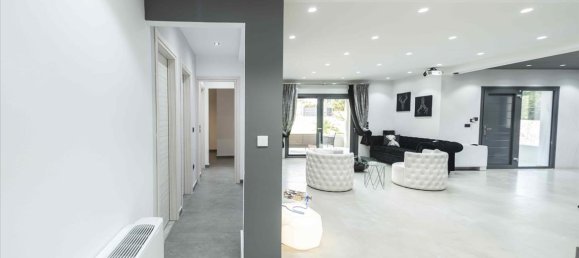 5 bedrooms Villa in Corfu, Greece No. 5601 30