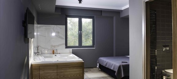 5 bedrooms Villa in Corfu, Greece No. 5601 25