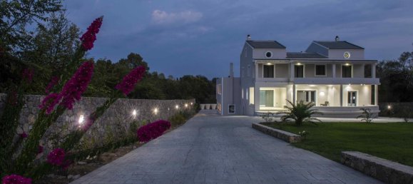 5 Schlafzimmer Villa in Corfu, Greece, Nr. 5601 6