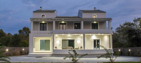 5 bedrooms Villa in Corfu, Greece No. 5601 5