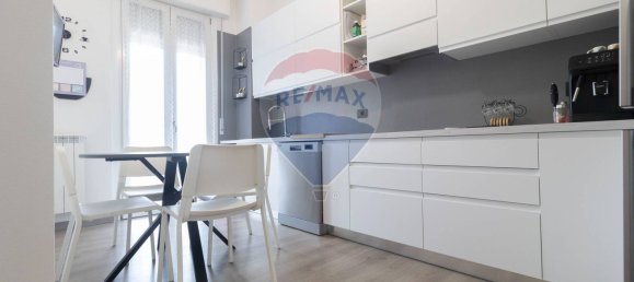 3 bedrooms Apartment in Seregno, Italy No. 329808 21