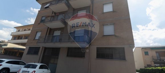 3 bedrooms Apartment in Seregno, Italy No. 329808 7