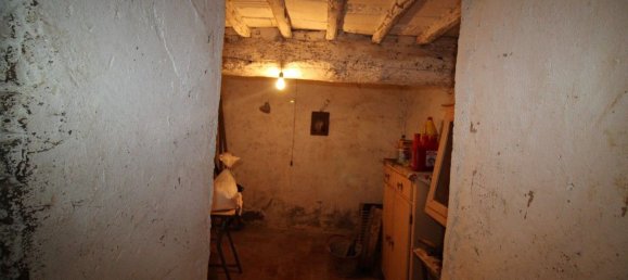 4 rooms Apartment in Cavriglia, Italy No. 170493 6