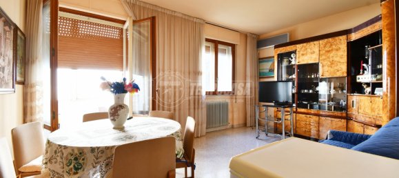 Квартира с 3 спальнями в Порто Сант Эльпидио, Италия № 121229 3