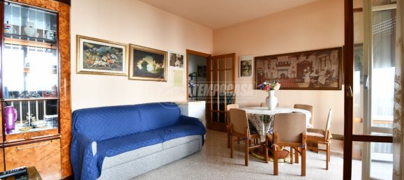 Квартира с 3 спальнями в Порто Сант Эльпидио, Италия № 121229 4