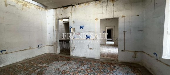 Apartamento de 2 dormitorios en Hamrun, Malta No. 1331 7