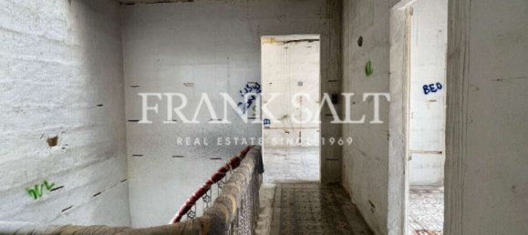 Apartamento de 2 dormitorios en Hamrun, Malta No. 1331 6