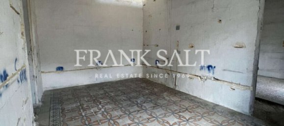 Apartamento de 2 dormitorios en Hamrun, Malta No. 1331 15