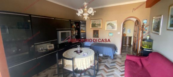 4-salle Appartement à Termini Imerese, Italy No. 157015 3