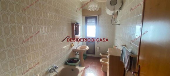 4-salle Appartement à Termini Imerese, Italy No. 157015 12