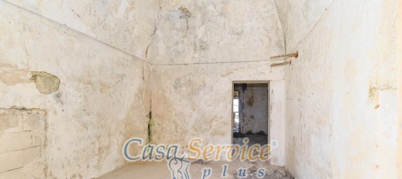 10 rooms House in Supersano, Italy No. 227412 9