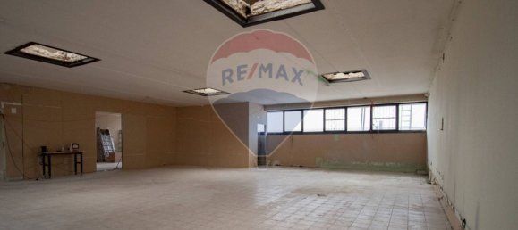 3 rooms Office in Brescia, Italy No. 145137 3