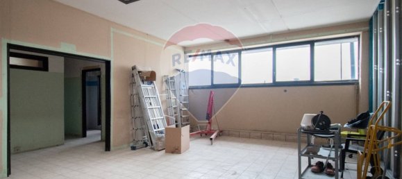 3 rooms Office in Brescia, Italy No. 145137 7